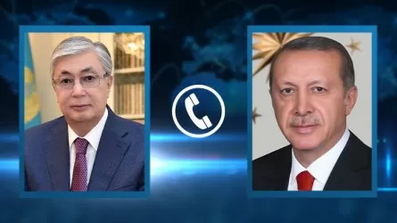 Токаев и Эрдоган обменялись поздравлениями по случаю начала Рамазана