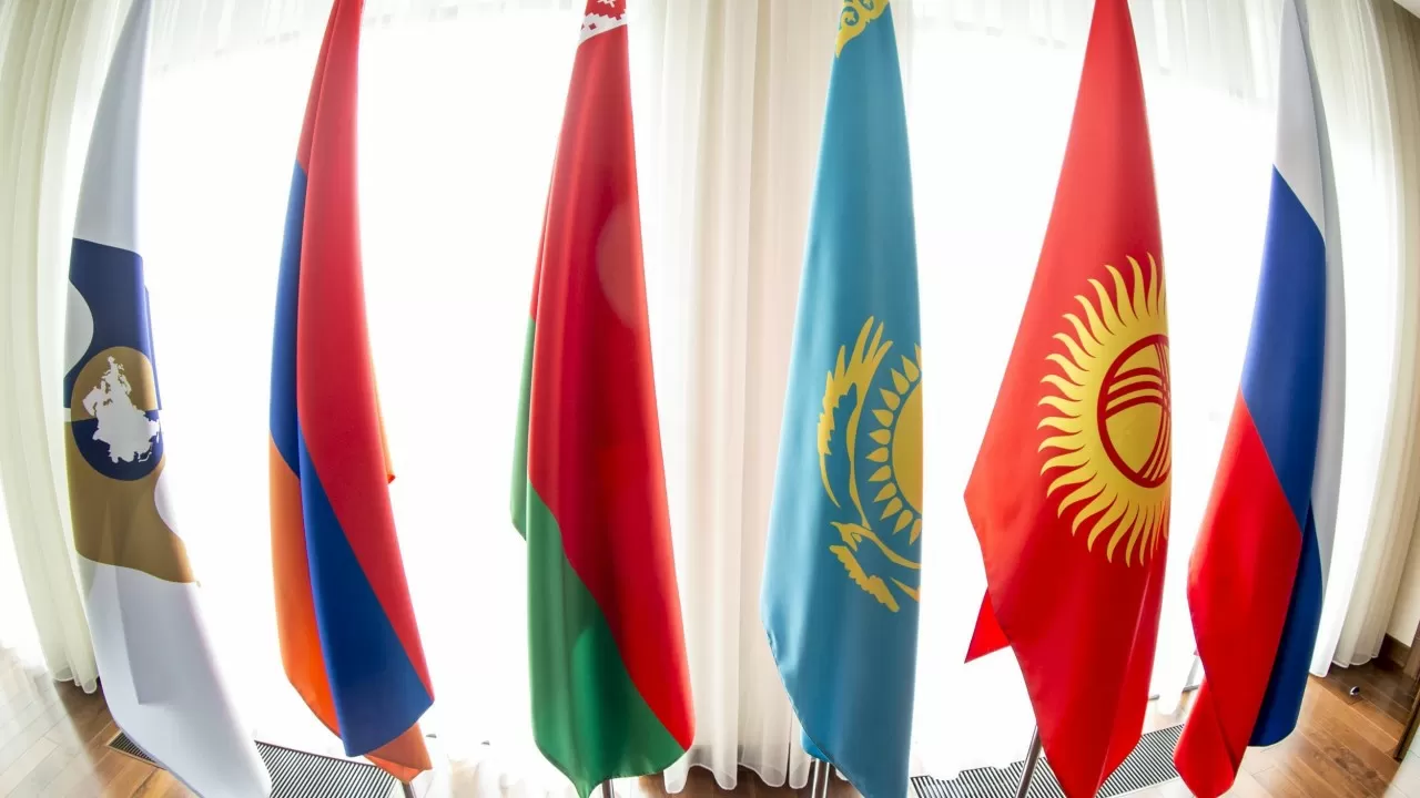 Казахстан выдвинул две инициативы для укрепления позиций ЕАЭС   