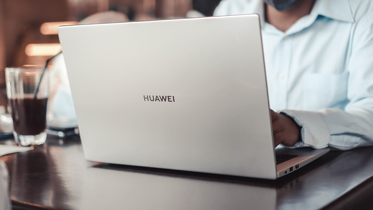 HUAWEI Қазақстанда 11-ші буындағы Intel Core қуатты MATEBOOK сериясын таныстырады 