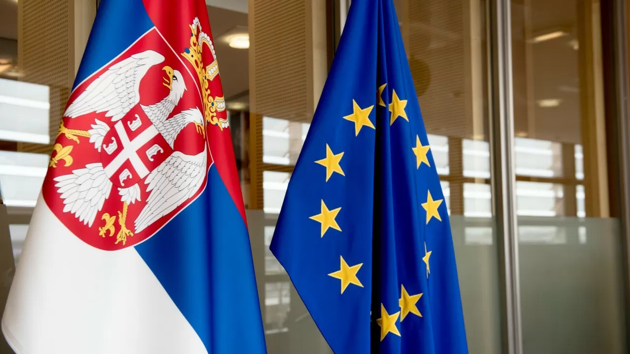 В Евросоюзе предложили лишить Сербию финансовой помощи за поддержку России
