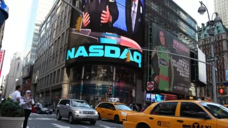 NASDAQ с начала апреля упал более чем на 13%