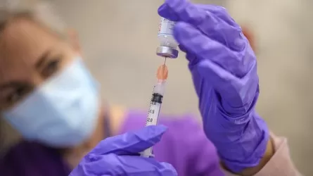 Дания прекращает вакцинацию от коронавируса с 15 мая