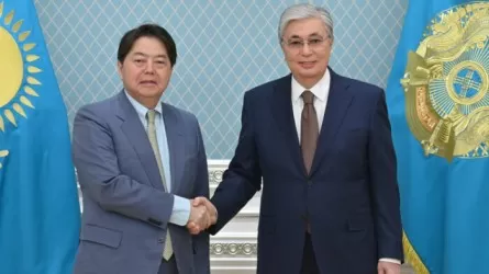 Kazakh President Discusses Expansion of Economic Cooperation with Minister of Foreign Affairs of Japan