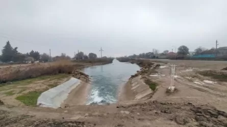 Кто виноват, что кладбище может смыть в оросительный канал в Туркестанской области?