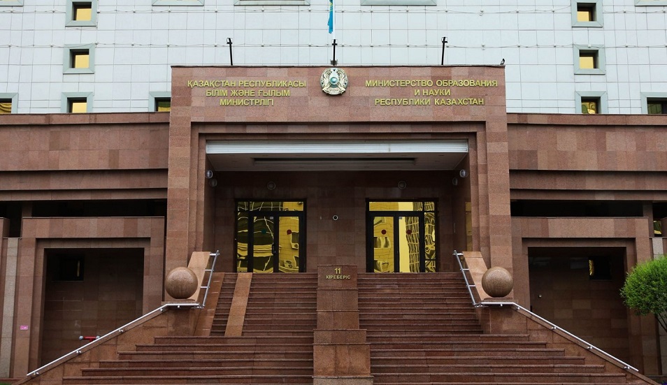 «Саясат мырза министр қызметінің құлағын ұзақ ұстамауы мүмкін»