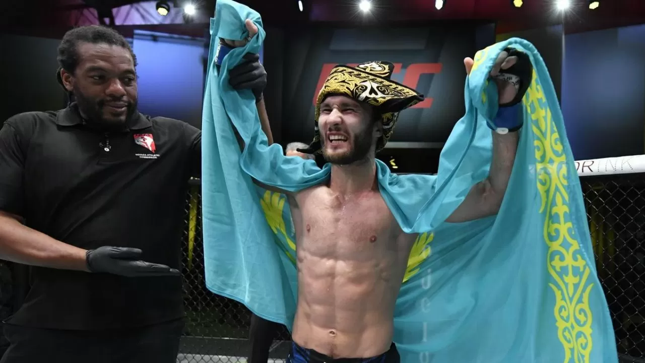 Морозов отомстил обидчику Жумагулова в UFC