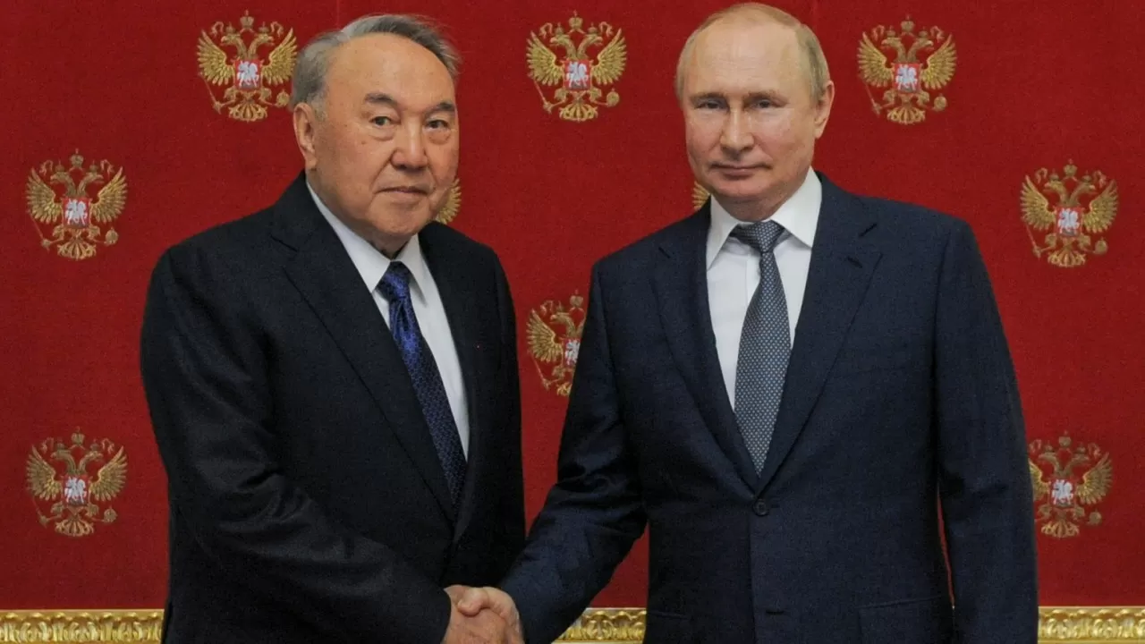 Назарбаев встретился с Путиным