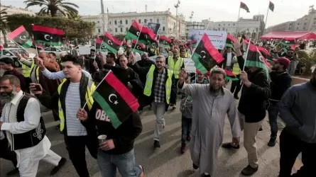 Ливийская NOC приостановила экспорт нефти из залива Сирт