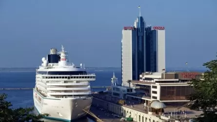 Во Франции заявили о готовности участвовать в операции по разблокированию порта Одессы