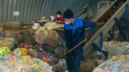 Казахстанские переработчики хотят знать все про теневой рынок отходов из пластика