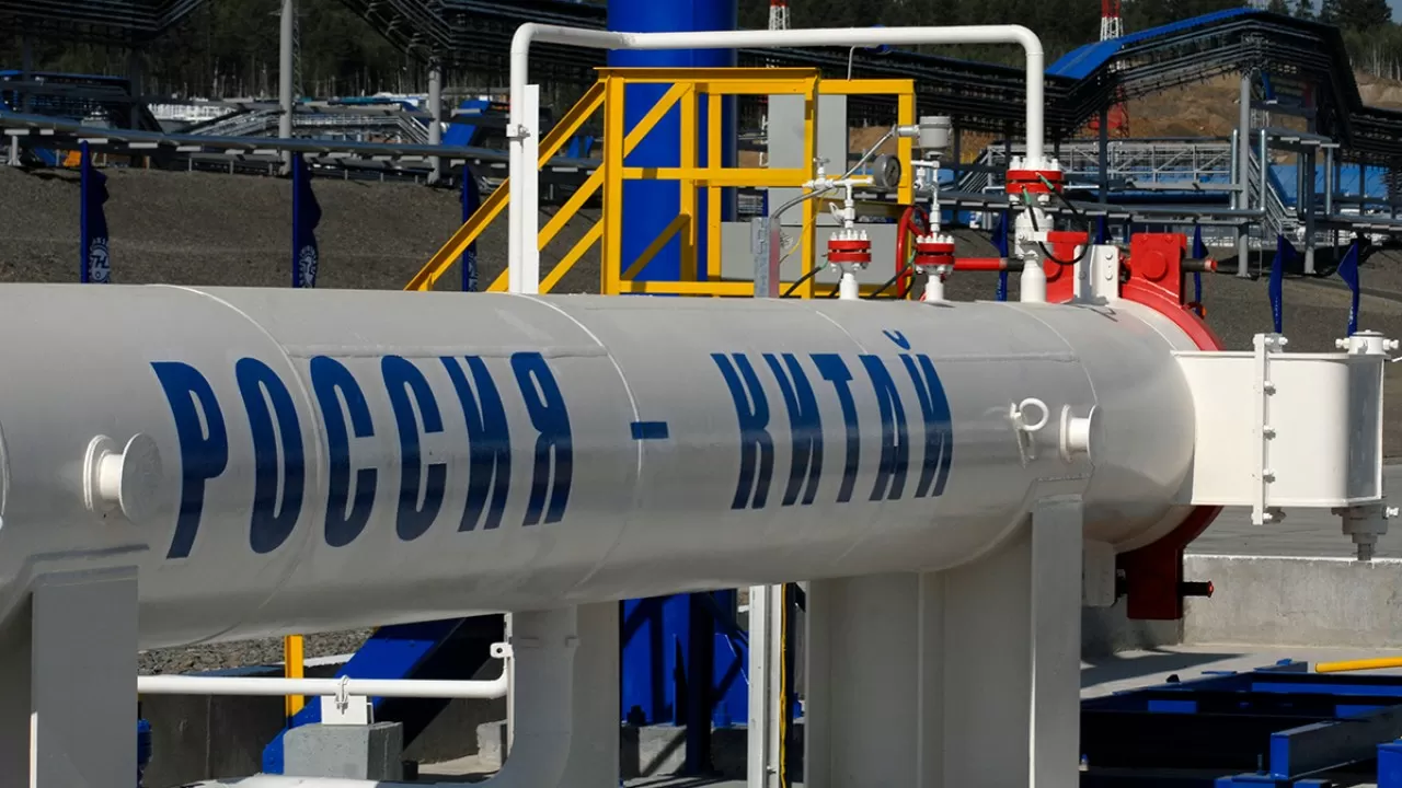 Санкции против поставок нефти из России в КНР требует ввести сенатор США