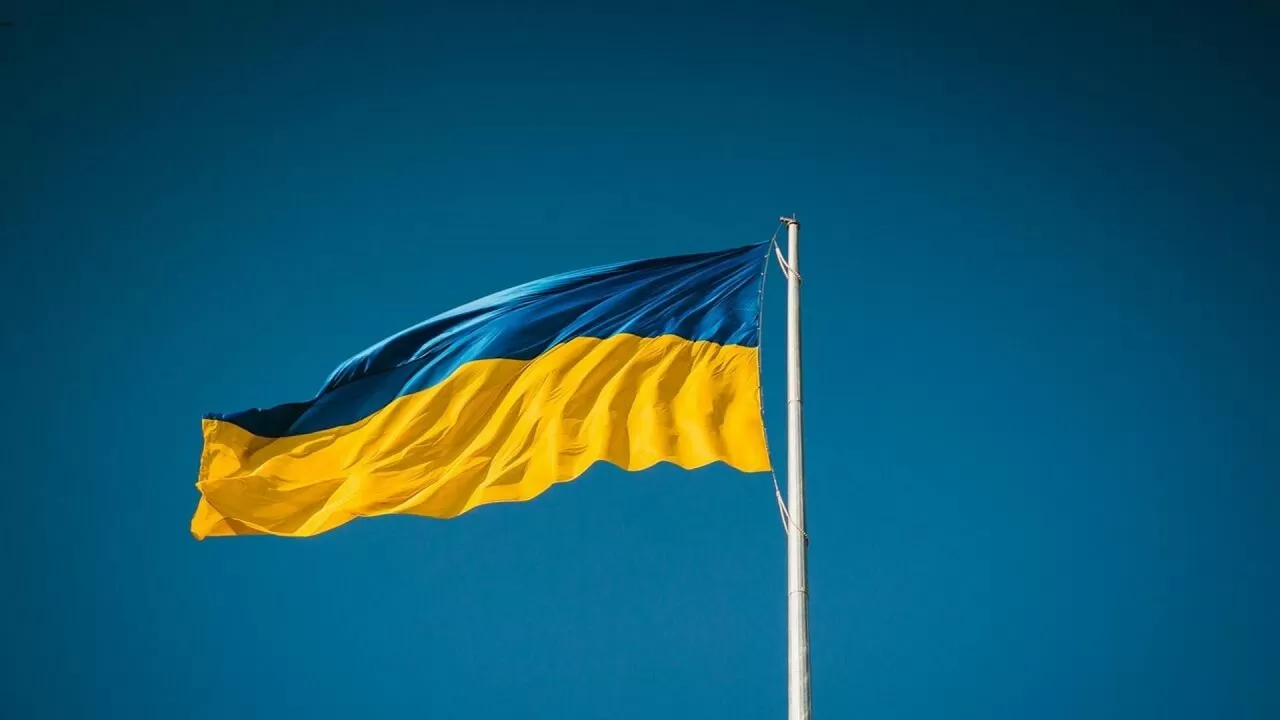 Украина может остаться без средств к осени при росте военных расходов – СМИ  