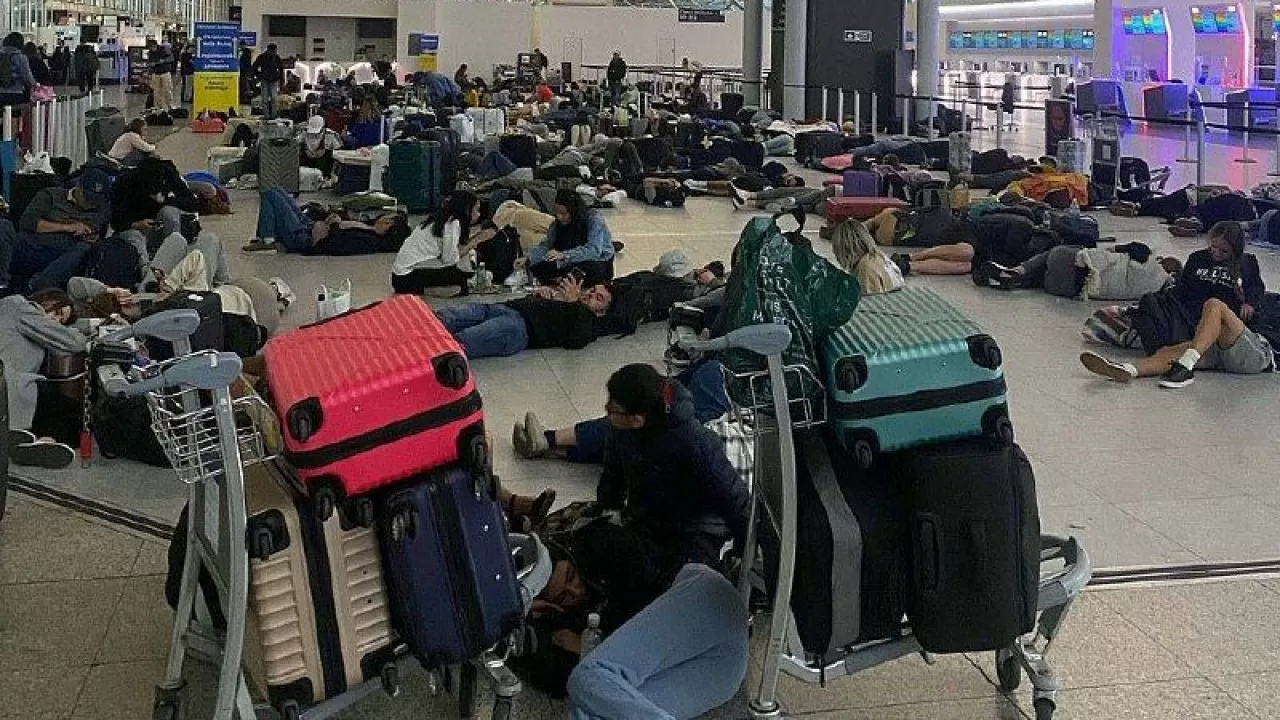 Европейские аэропорты вводят квоты на пассажиров