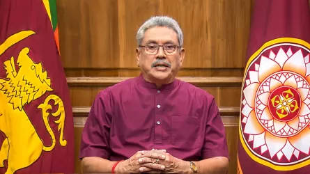 Президент Шри-Ланки подписал первый указ после решения об отставке