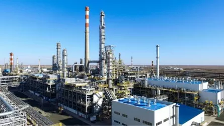 В Атырау остановлена работа нефтеперерабатывающего завода 