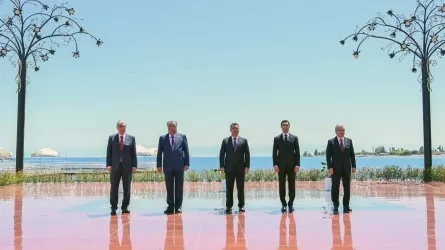 Подписан договор о дружбе, добрососедстве и сотрудничестве между Казахстаном и странами ЦА