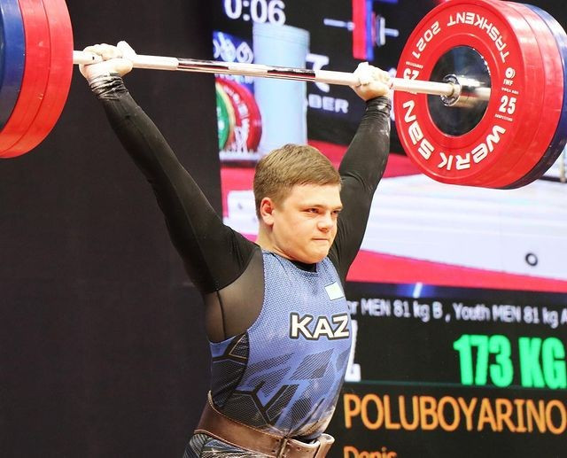 Ауыр атлет Денис Полубояринов Азия чемпионы атанды 