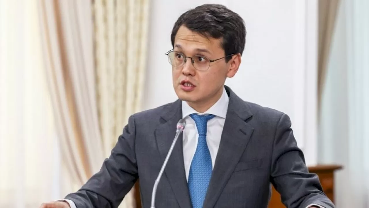Бағдат Мусин: "Зерде" холдингін таратып жіберейік