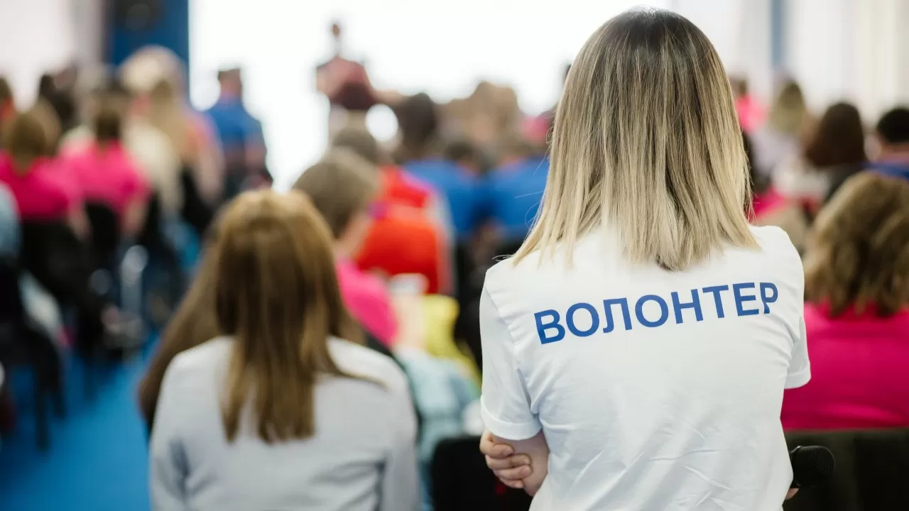 Волонтер деп кімді айта аламыз?