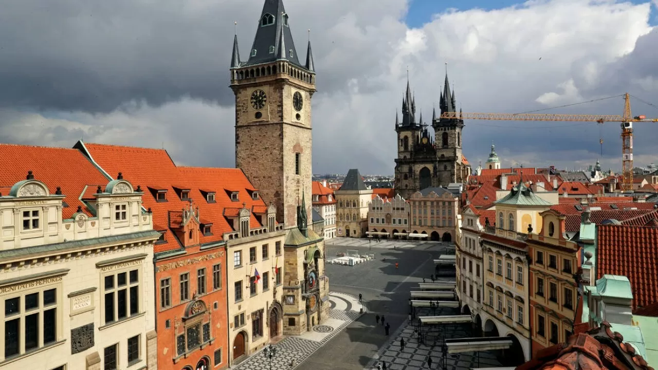 Чехия выступила за приостановку визовых соглашений ЕС с РФ и Белоруссией