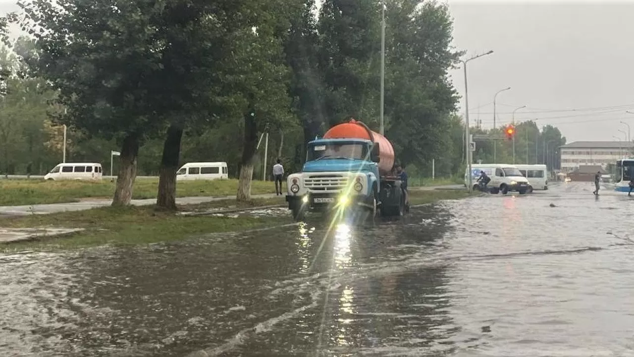 Долгострой на воде: можно ли решить проблему ливневки в Павлодаре?