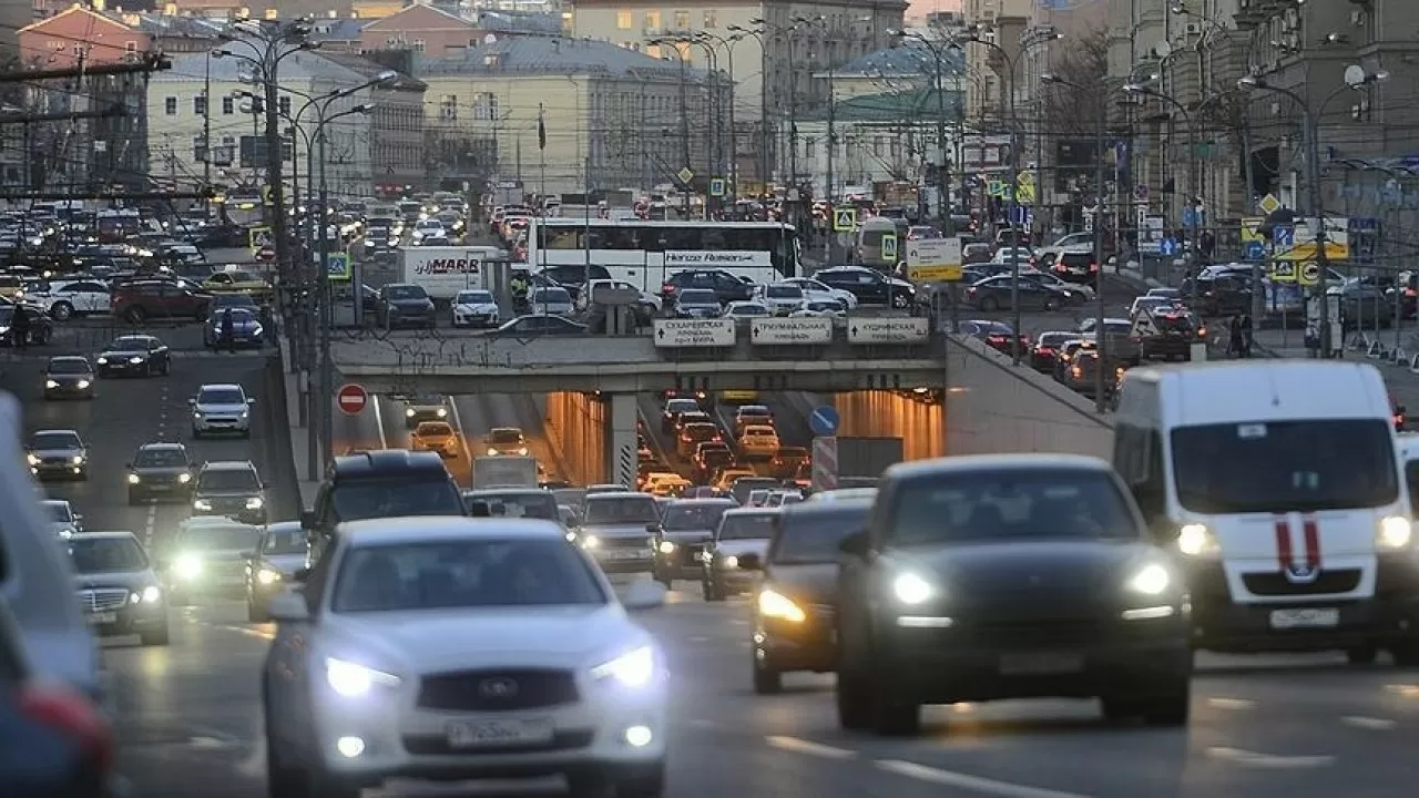 Ресейде автомобиль өндірісі 80,6 пайызға төмендеді