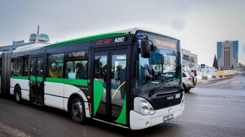 Астанада тағы жеті автобус жүретін жолын өзгертті 