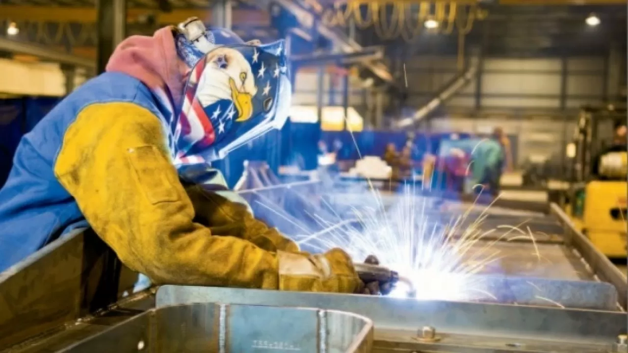 Индекс промышленного производства в Казахстане с начала года составил 102,7%