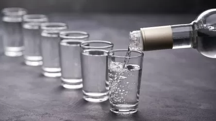 Казахстан увеличил поставки водки в Россию