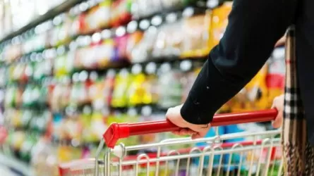 Объем розничной торговли за январь-июль в Казахстане вырос на 2,1%