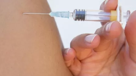 «Pfizer» вакцинасын елімізде қанша адам ектірді