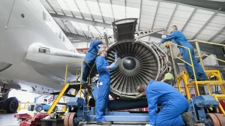 Мамандар арасында авиация инженерлері өздерін жоғары жалақы алуға лайық көреді