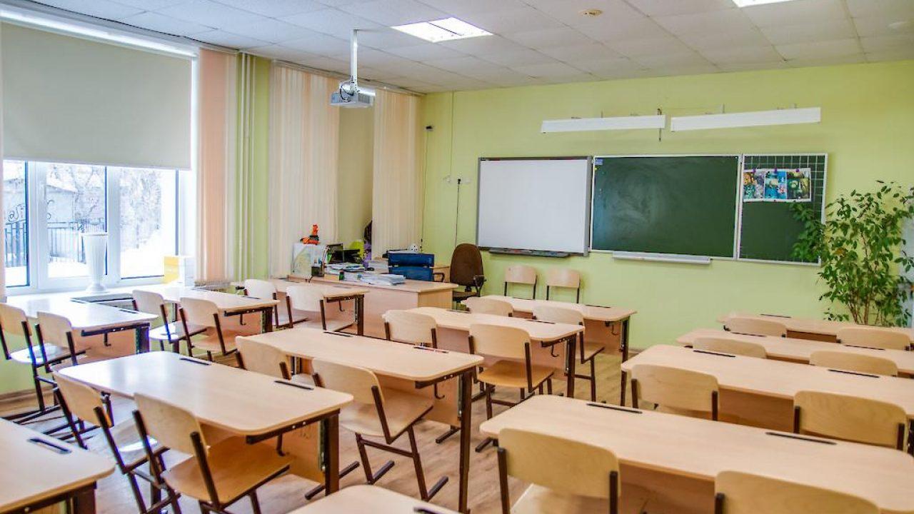 В школе-лицее для одаренных детей разразился скандал в ВКО