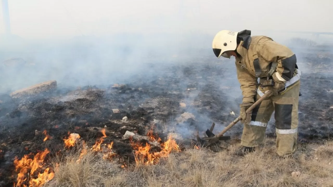 Қарағандыда бір тәулік ішінде 17 табиғи өрт тіркелді