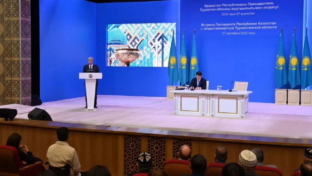 Токаев: Избрание президента на один срок – смелый шаг к демократии