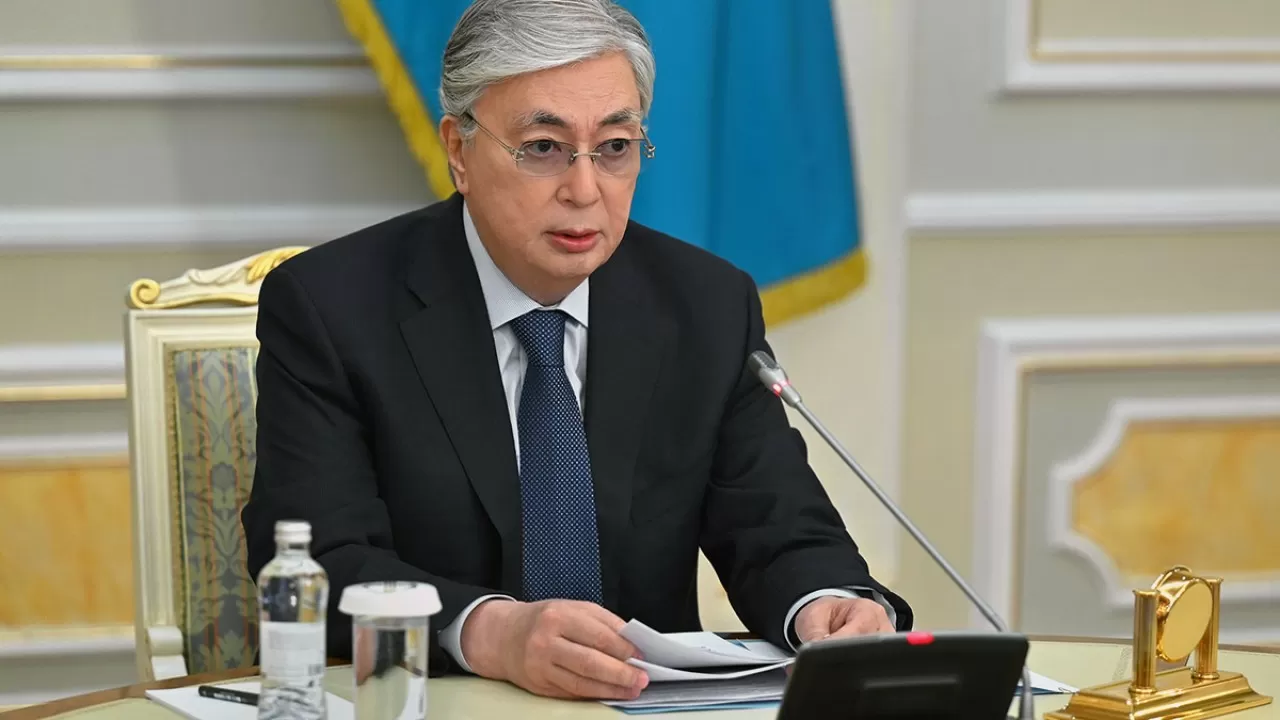 Токаев направил Жапарову телеграмму с соболезнованиями