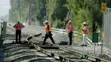 Железнодорожники и профсоюзы США заключили предварительное соглашение