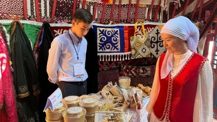 Жапондық сарапшылар маңғыстаулық қолөнер шеберлерінің бұйымдарын жоғары бағалады