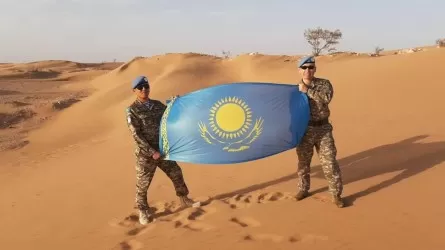 Казахстанских офицеров высадили в пустыне Сахара