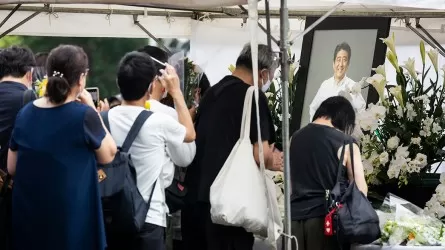 В Японии торжественно похоронили экс-премьер-министра Синдзо Абэ