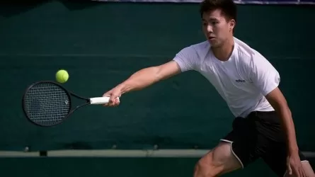 Казахстанец вышел в 1/4 финала теннисного турнира в Таиланде  