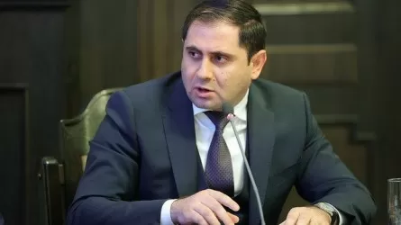 ҰҚШҰ жедел тобы Арменияның Қорғаныс министрімен кездесті