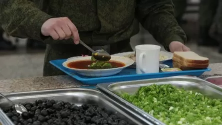 Стоимость пайка военных увеличат на 31% в РК 