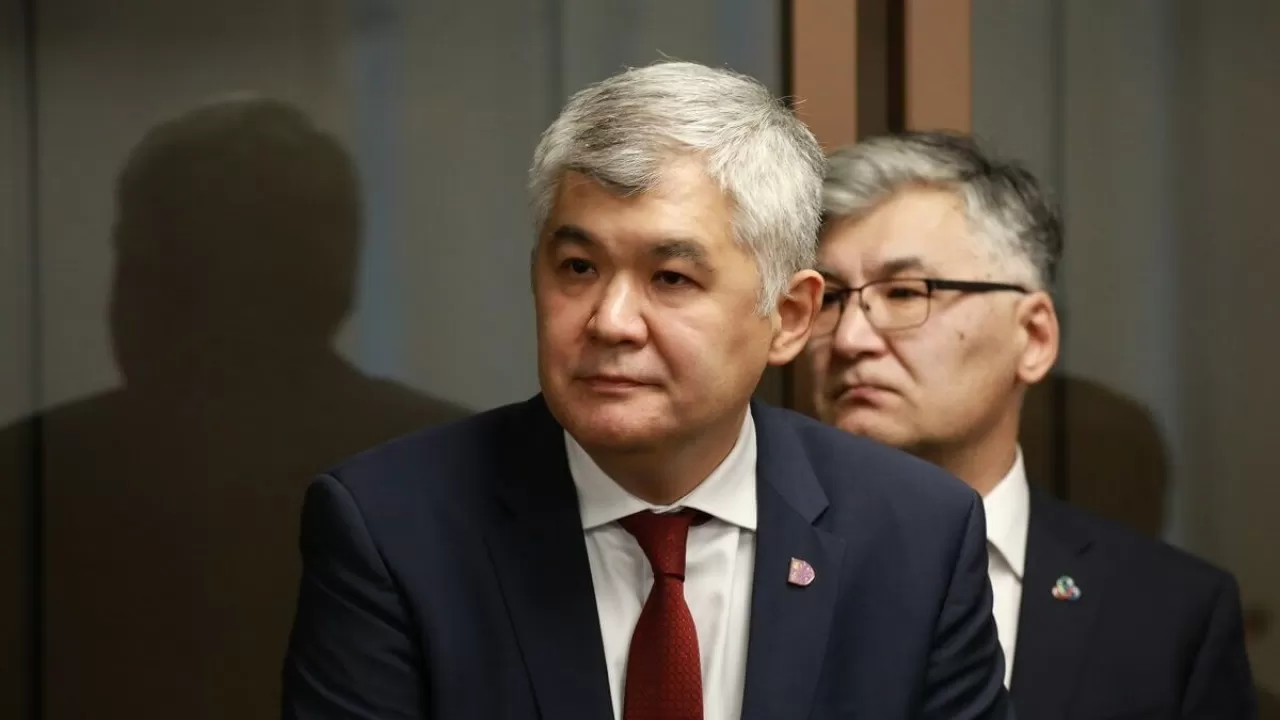 Біртанов ісі: Адвокат Бейсекеевтің сот алқасының құрамына наразылығы туралы өтініші қанағаттандырылмады