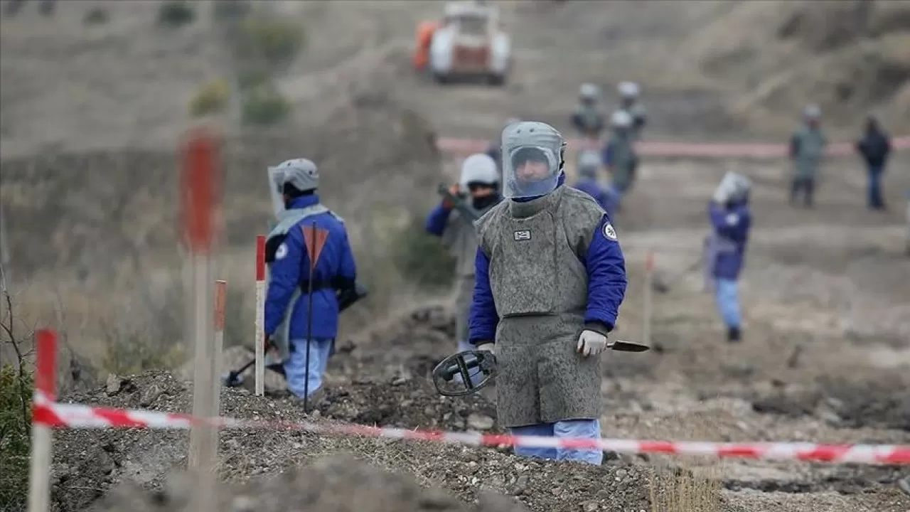 Баку Ереванды Әзербайжан территорияларында миналарды қаптатты деп айыптады
