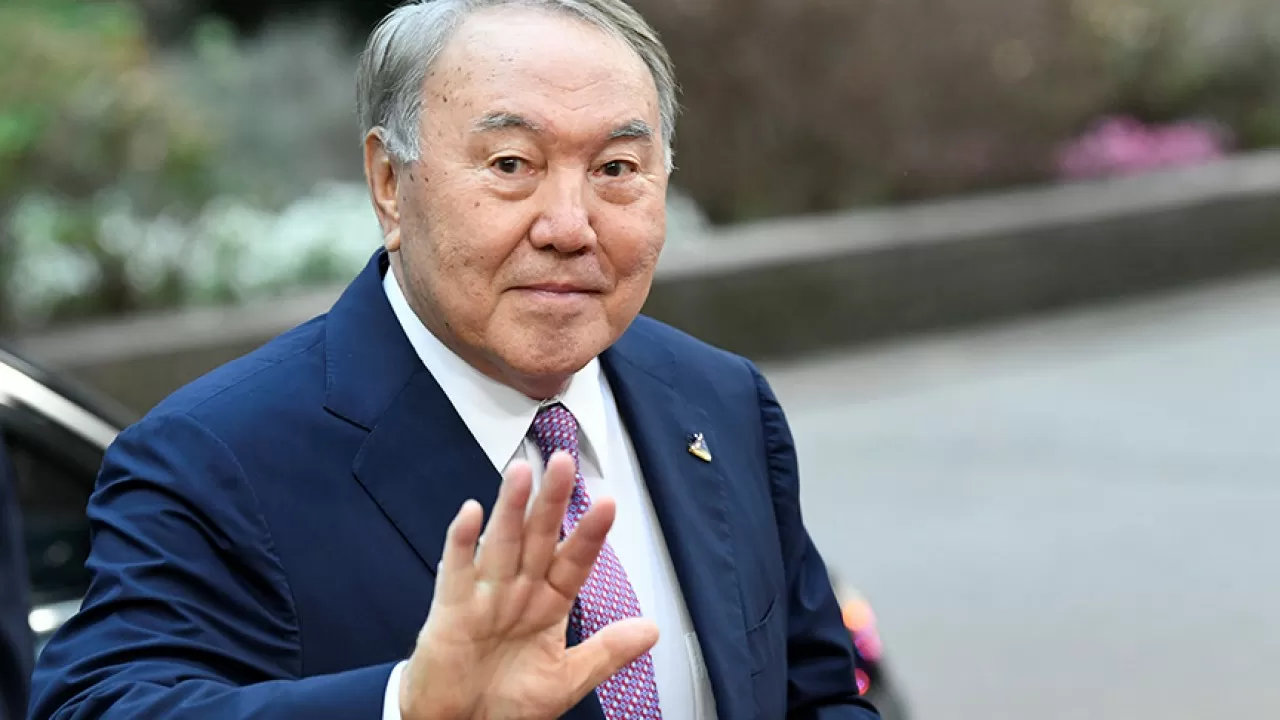 Экс-президент Нұрсұлтан Назарбаев ауруханаға түсті