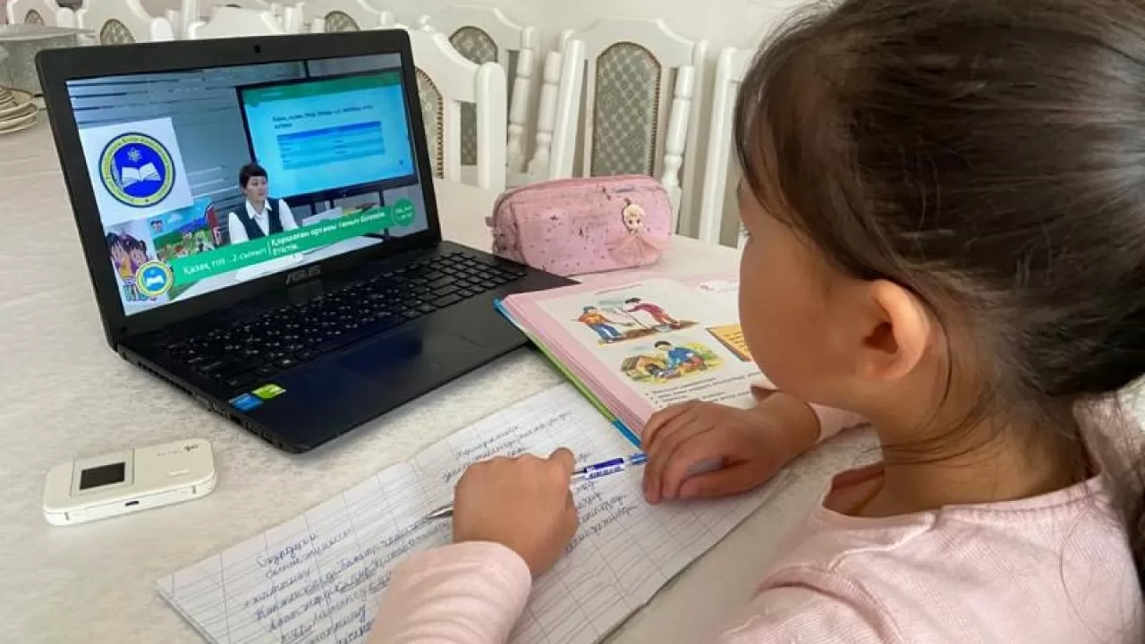 Теміртауда барлық мектептер қашықтан оқуға көшті