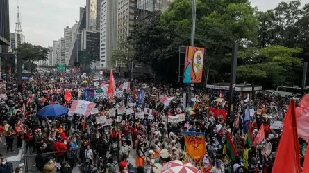 Задержаны десятки человек: в Бразилии вспыхнули массовые протесты      