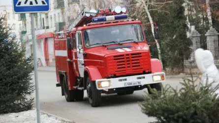 В Семее из горящей квартиры спасли четырехлетнего ребенка