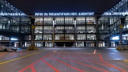 Аэропорт Берлина отменил все авиарейсы